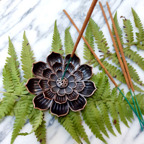 Räucherstäbchen-Halter Lotus-Blüte