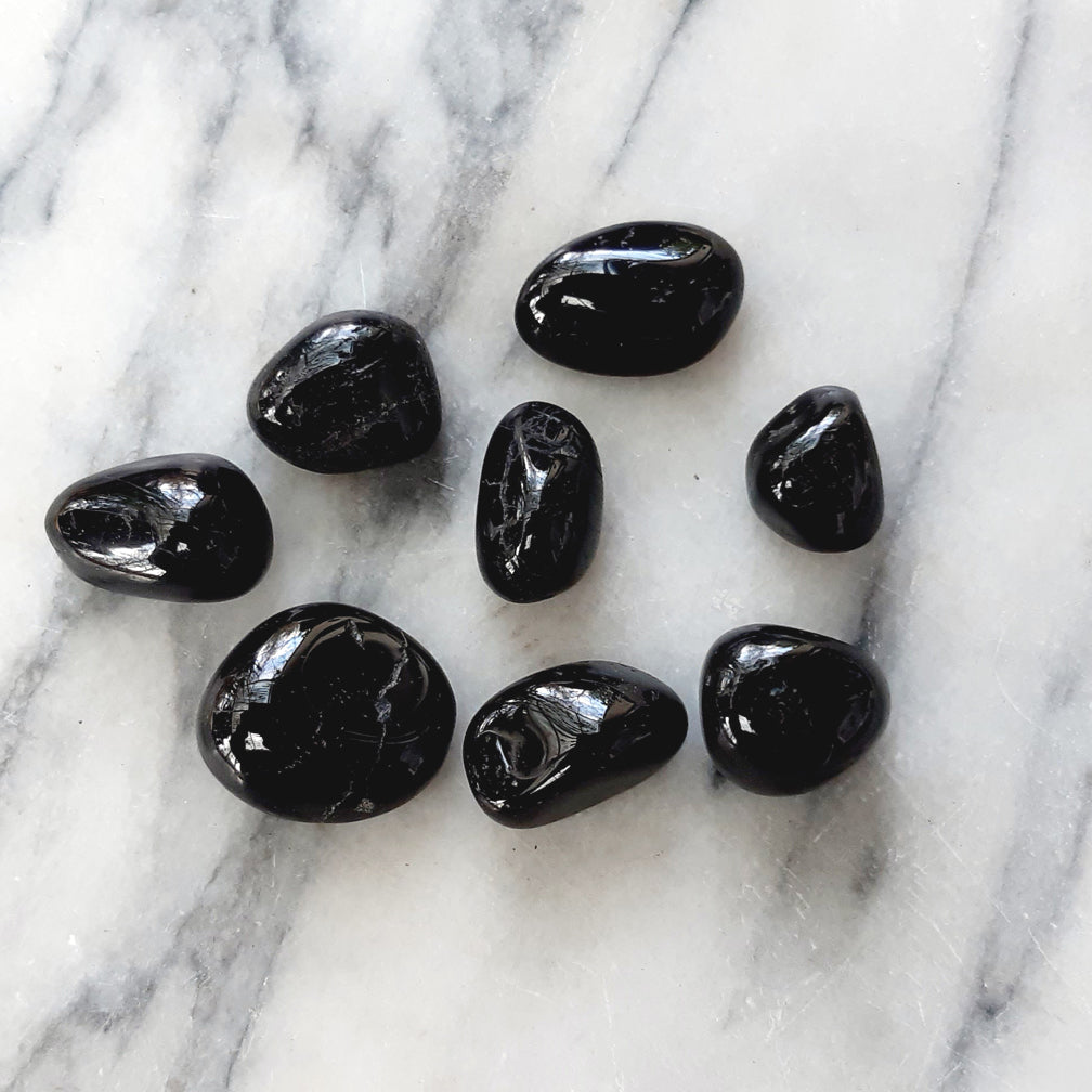 Schwarzer Turmalin | Set mit 8 Steinen | Trommelsteine | Brasilien
